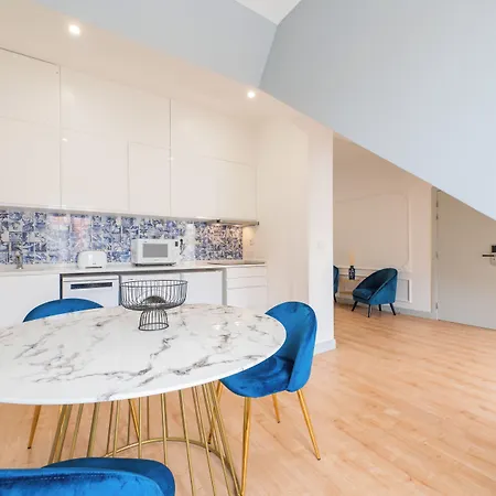 Apartamento Via Augusta 129