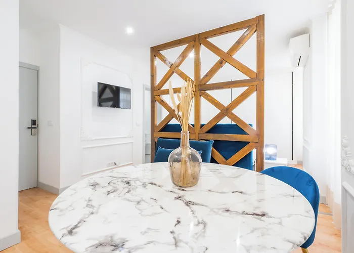 Via Augusta 129 * Lisboa